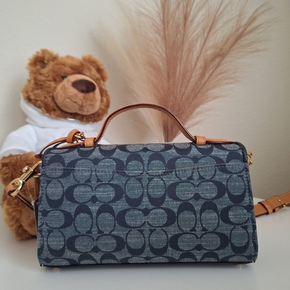 NWT COACH KLEO Signature Chambray Top Handle Bag Denim Multi C8513 $398 - Picture 3 of 11